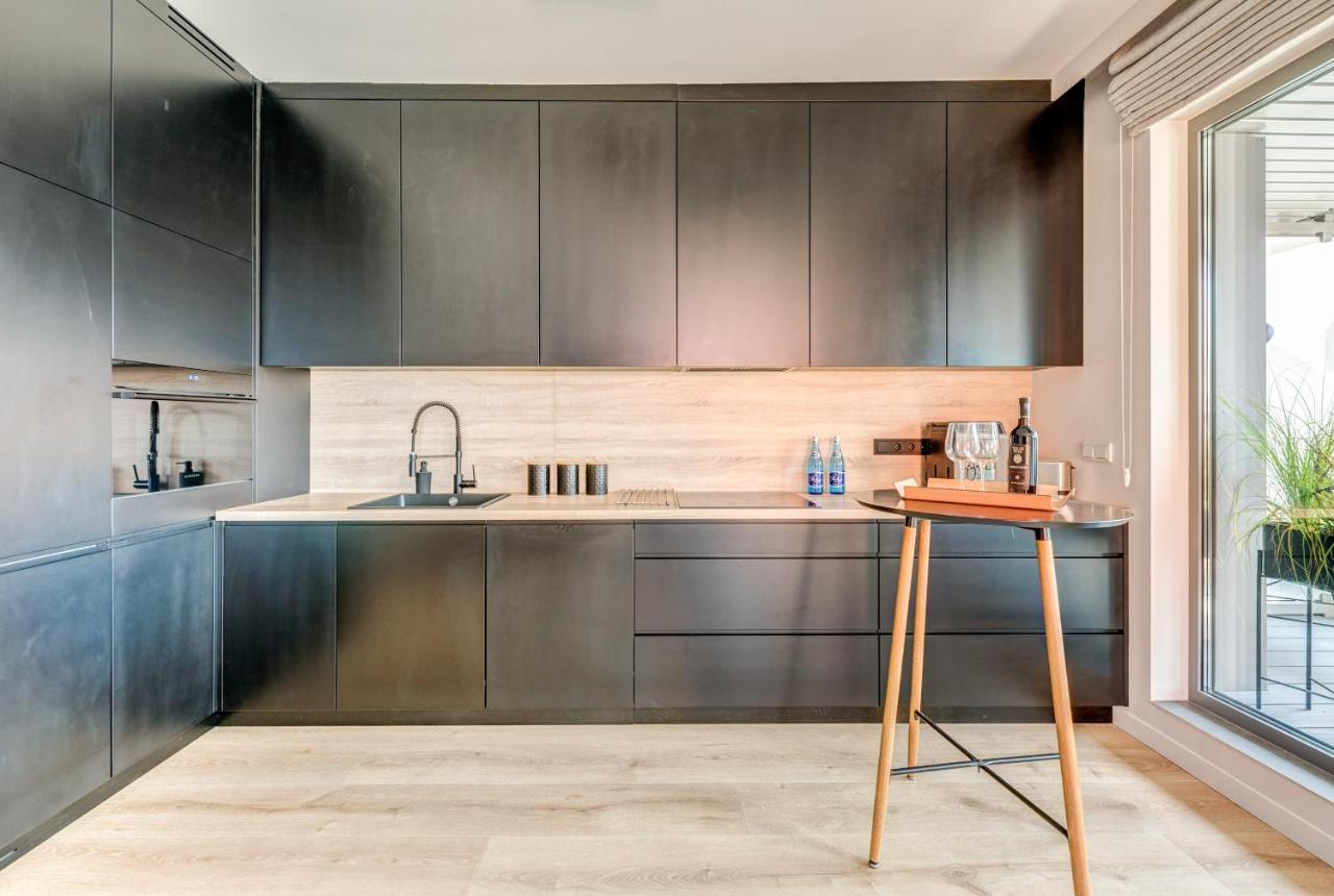 The Black Crane Apartment Gdansk Exterior foto
